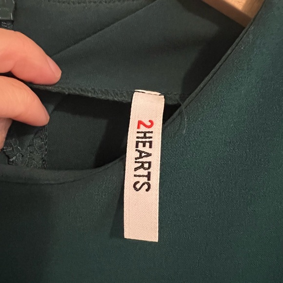 Ruffle long sleeve green dress - Picture 10 of 10